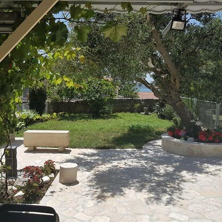 Apartment Maslenica, Near Zadar Экстерьер фото